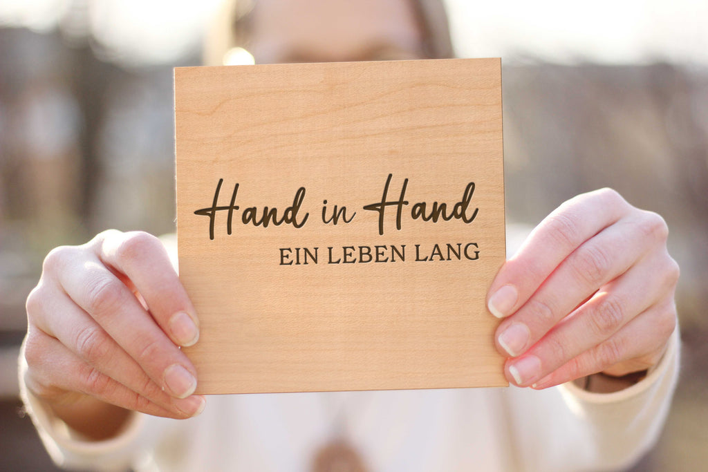 Holzgrusskarte - Hand in Hand
