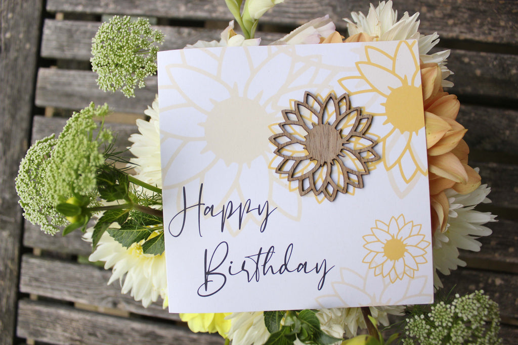 Grußkarte mit Holzsticker - Happy Birthday Sonnenblume