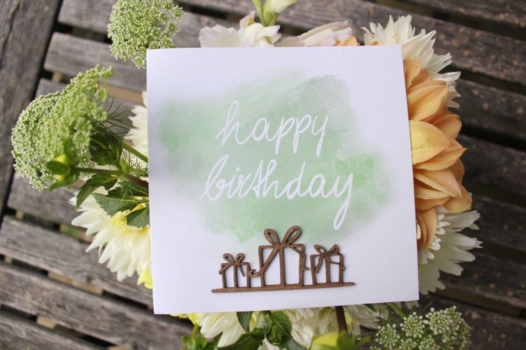 Grußkarte mit Holzsticker - Geschenke