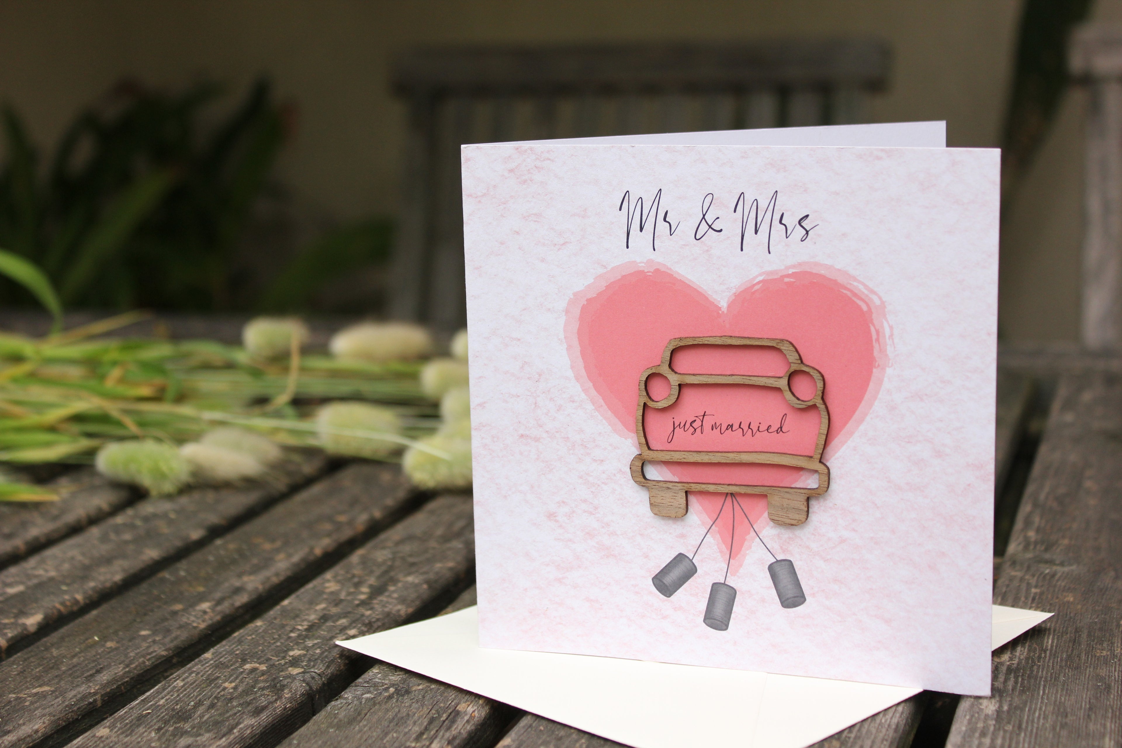 Grußkarte mit Holzsticker - Mr. & Mrs.