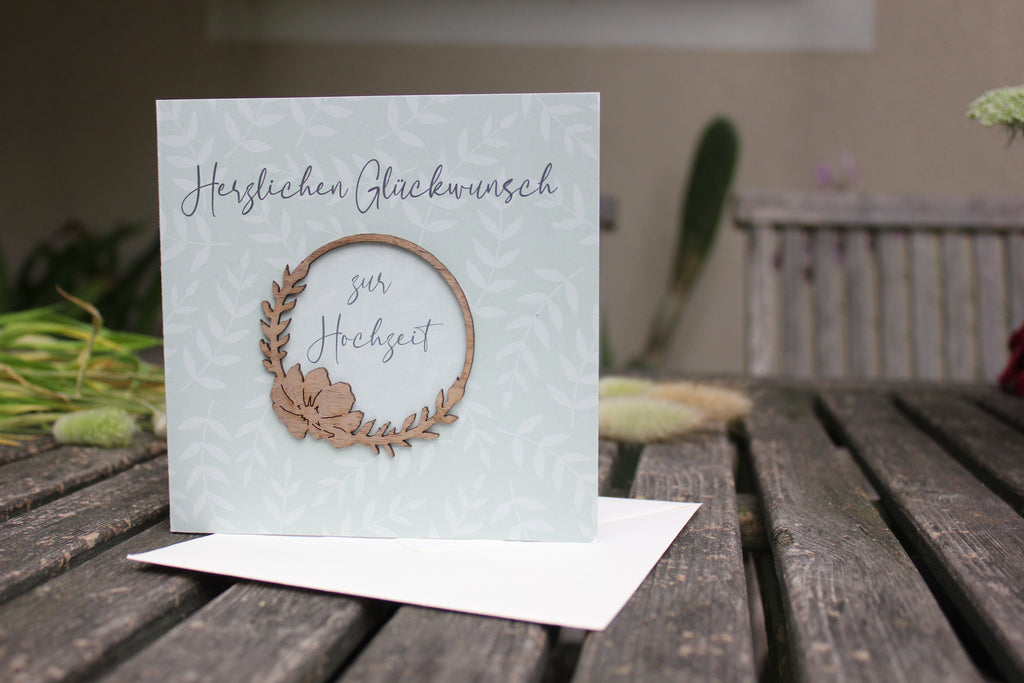 Grußkarte mit Holzsticker - Zur Hochzeit