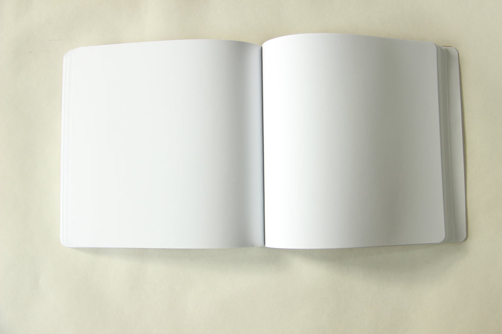 Buch blanko quadratisch