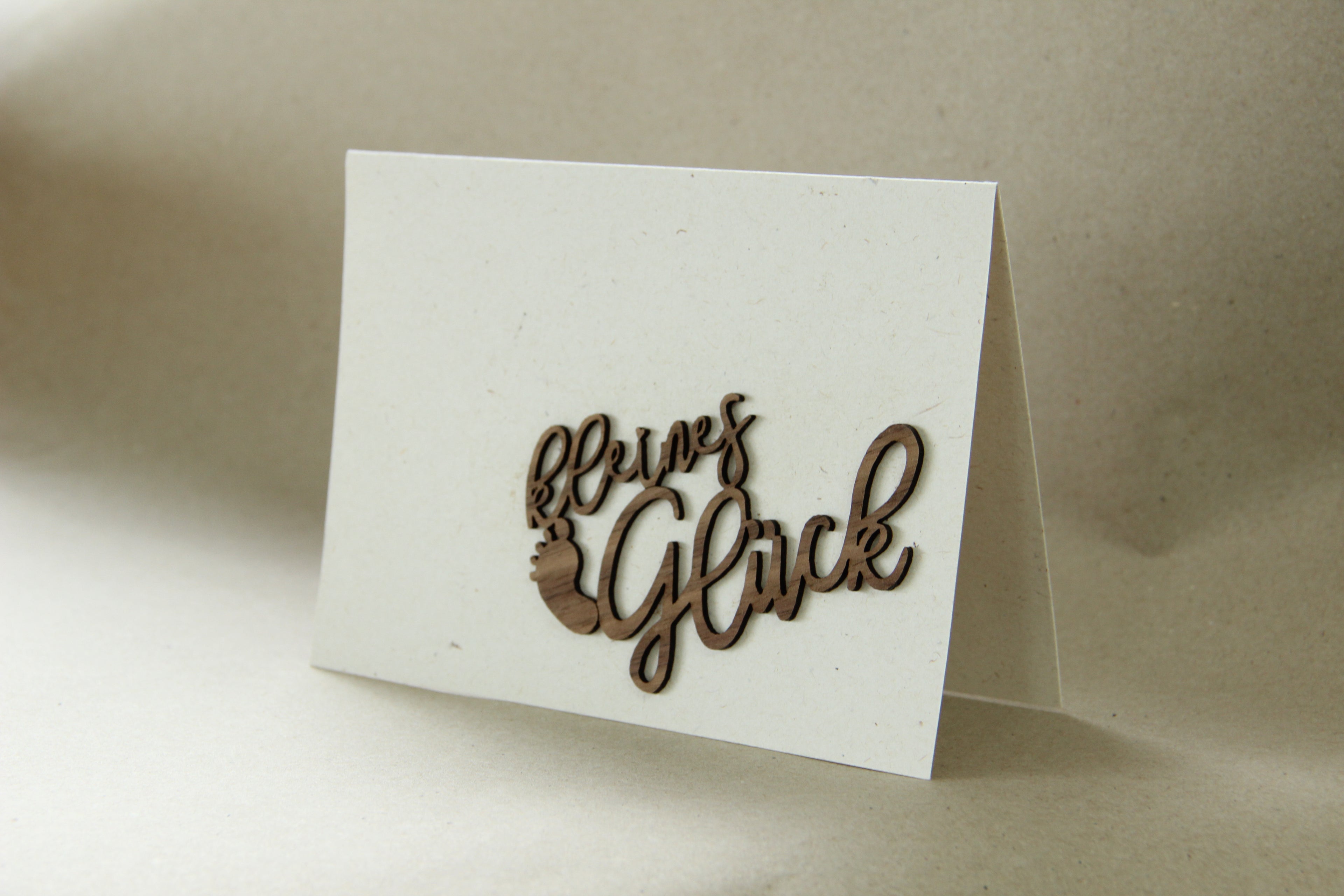 Grußkarte mit Holzsticker - Kleines Glück